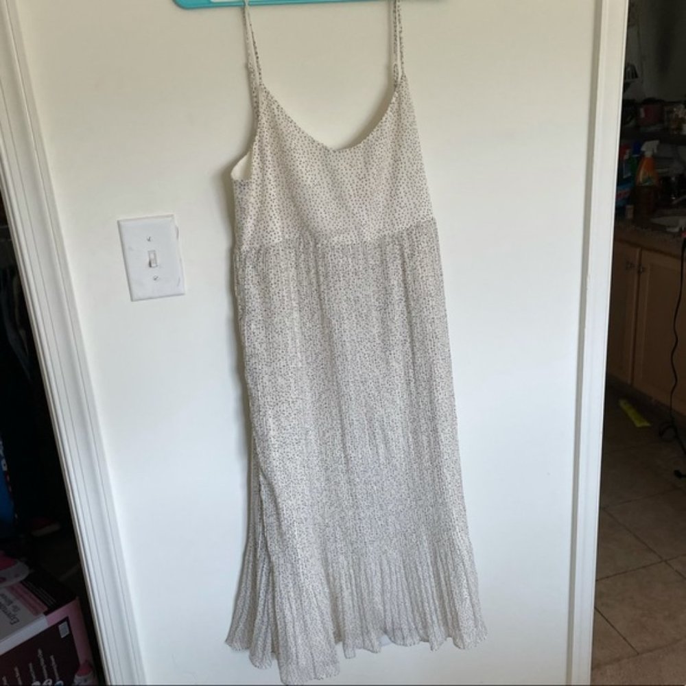 NWT Oak + Fort pleated dress